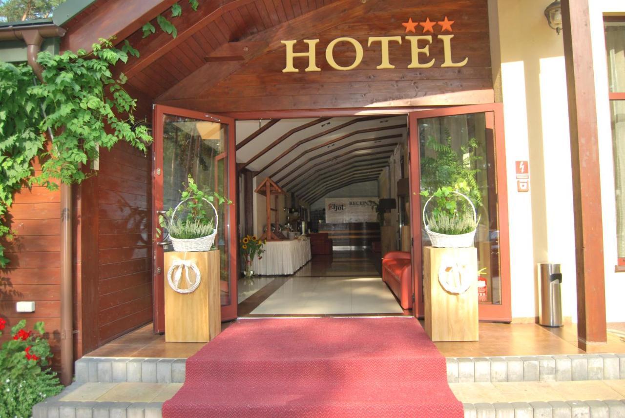 Hotel Eljot Sielpia Wielka Ngoại thất bức ảnh