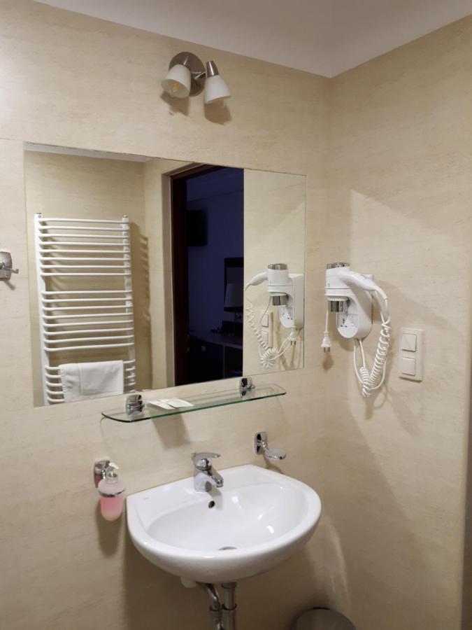 Hotel Eljot Sielpia Wielka Ngoại thất bức ảnh