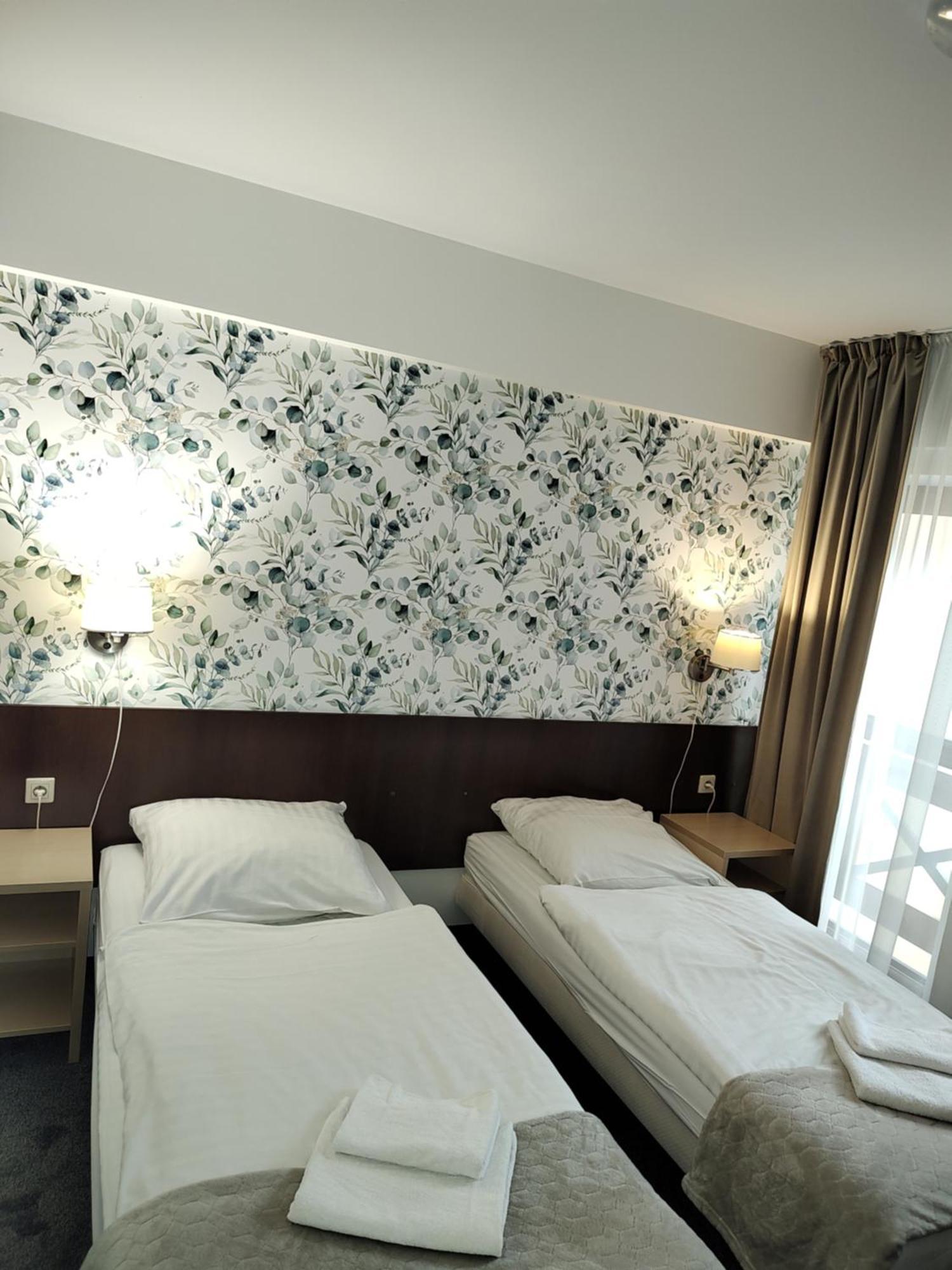 Hotel Eljot Sielpia Wielka Ngoại thất bức ảnh